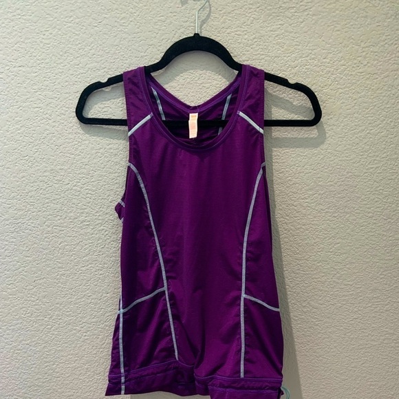 Lucy purple Racerback Tank With Side and Back Pockets Perfect For working out XS - Picture 2 of 6